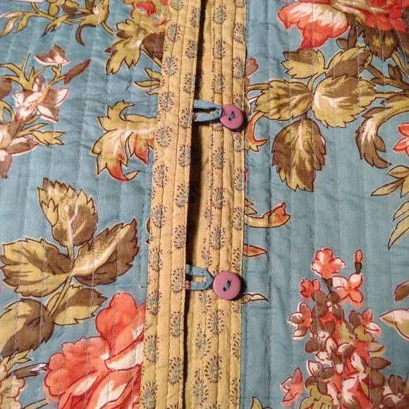 Floral Quilted Jacket in Teal and Coral - Picture 7 of 10